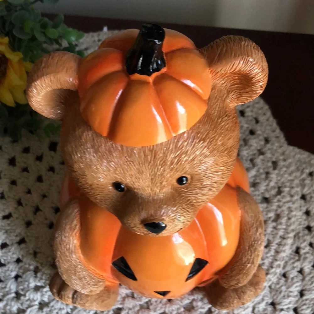 Resin PUMPKIN Teddy Bear Halloween Home Decor - Picture 2 of 9